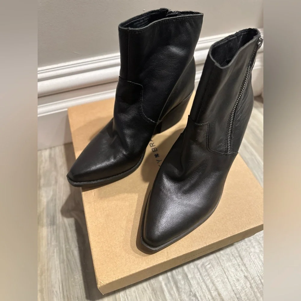 Lucky Brand nwt lucky